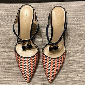 Beautiful and unused slide on pumps. From Ann Taylor color (red, navy and beige)